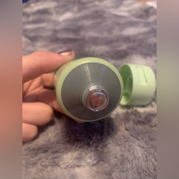 Fekkai Haircare Brilliant Gloss Multi-Tasker Perfecting Creme - Picture 3 of 3